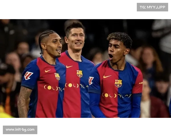 莱万多夫斯基效率稳定但消耗巨大,拉什福德成重要轮换 莱万多夫斯基效率稳定但消耗巨大,拉什福德成重要轮换