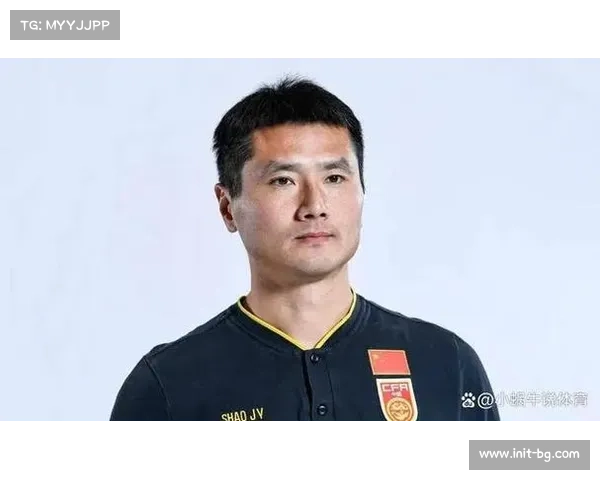 颜骏凌谈邵佳一:人格魅力激励全队,世界杯是终极目标 颜骏凌谈邵佳一:人格魅力激励全队,世界杯是终极目标